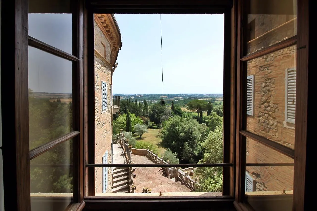 Bed and Breakfast Castello di Sovicille - Residenza d'Epoca 4*,  Italia