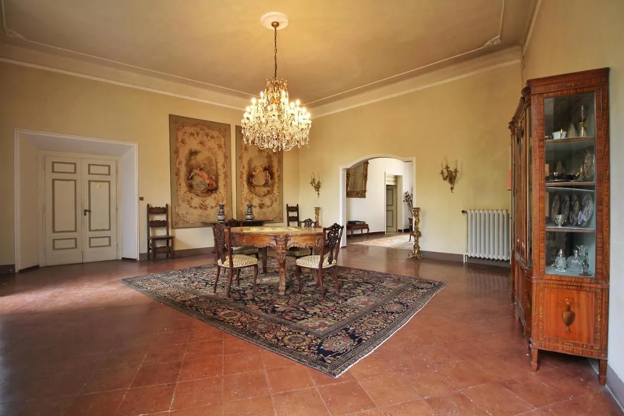 Bed and Breakfast Castello di Sovicille - Residenza d'Epoca 4*,