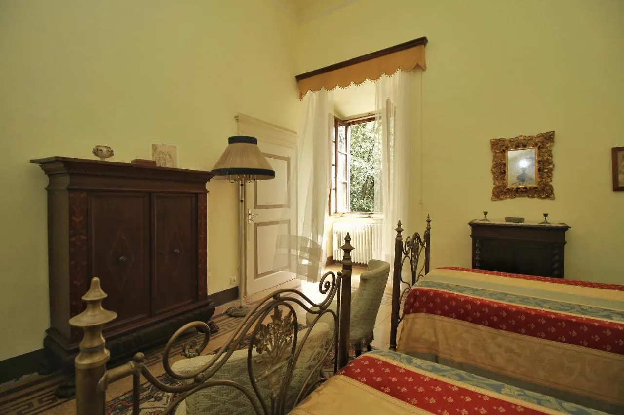 Castello Di Sovicille - Residenza D'Epoca Bed & Breakfast 4*,  Italy