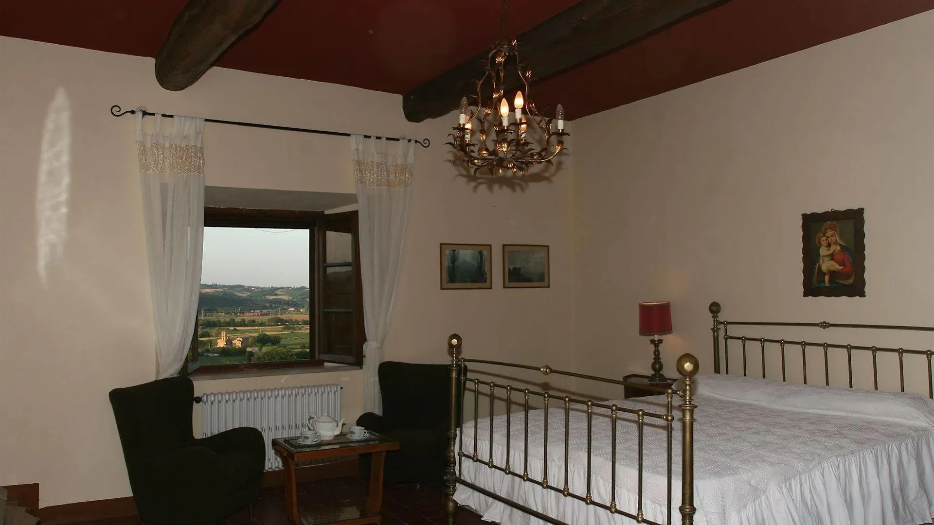 Castello Di Sovicille - Residenza D'Epoca Bed & Breakfast 4*,  Italy
