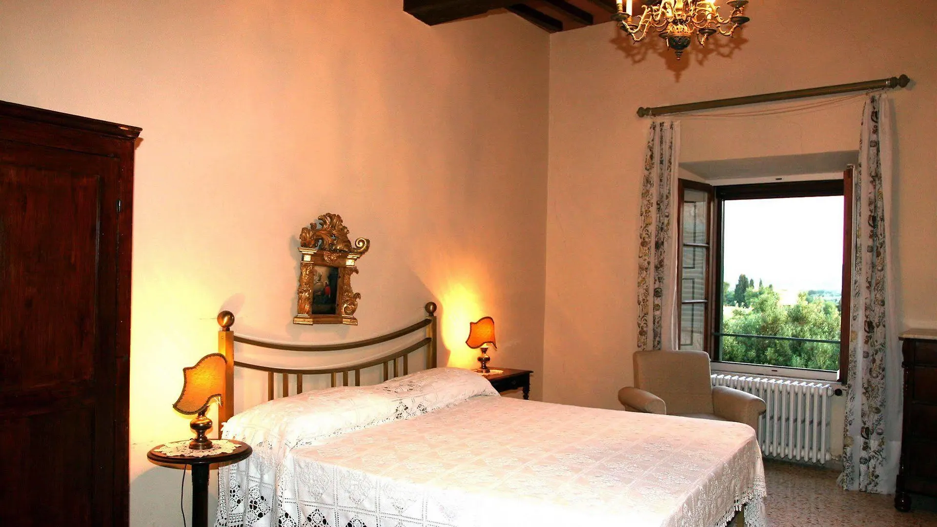 Castello Di Sovicille - Residenza D'Epoca Bed & Breakfast 4*,